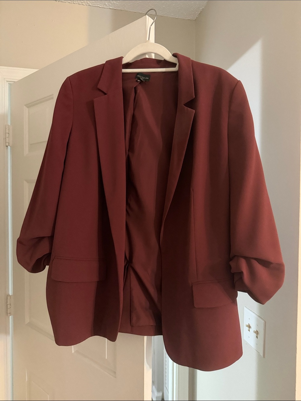Ann Taylor Maroon Relaxed Blazer